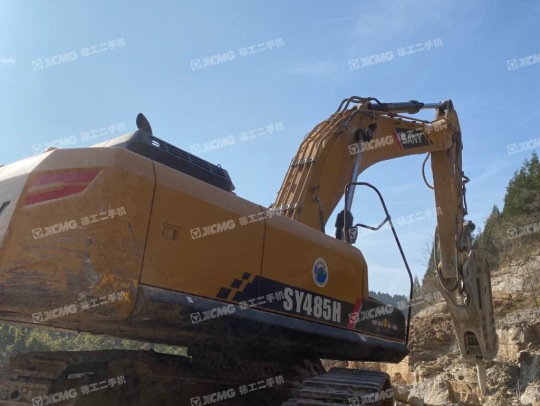 三一重工SY485履带式挖掘机