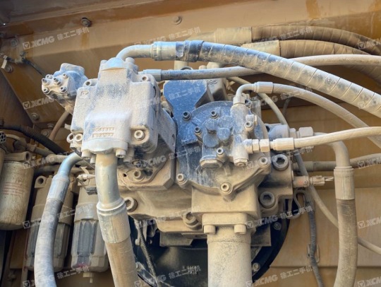 三一重工SY485履带式挖掘机