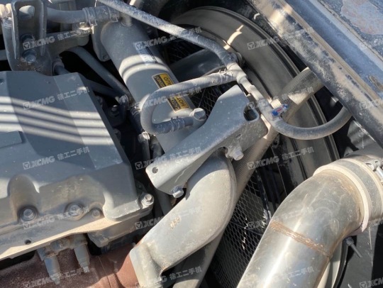 三一重工SY485履带式挖掘机