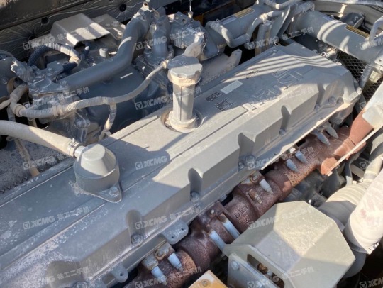 三一重工SY485履带式挖掘机