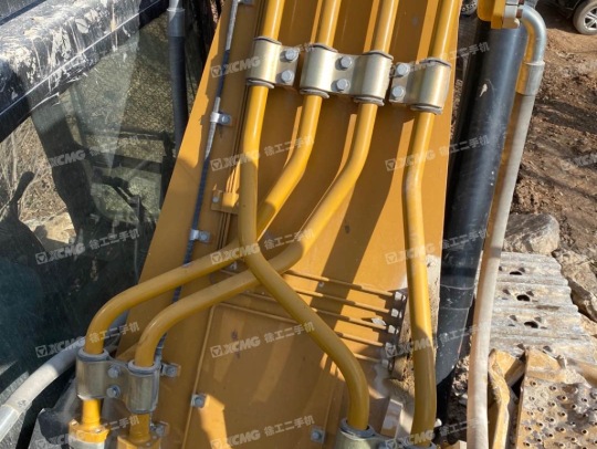 三一重工SY485履带式挖掘机