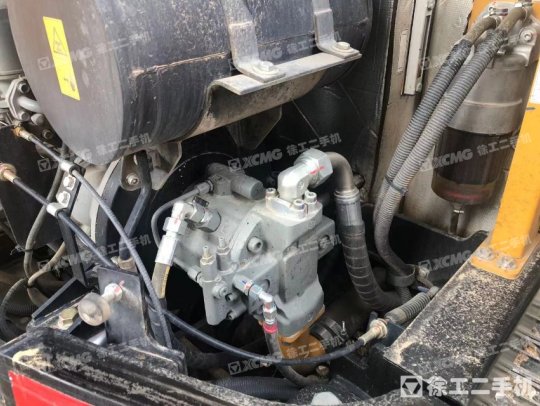 三一重工SY55履带式挖掘机