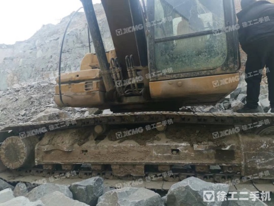 卡特彼勒320D履带式挖掘机