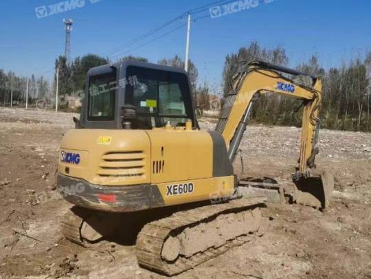 徐工XE60DA履带式挖掘机