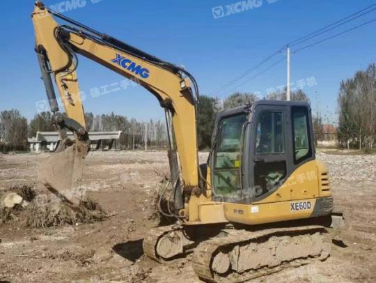 徐工XE60DA履带式挖掘机