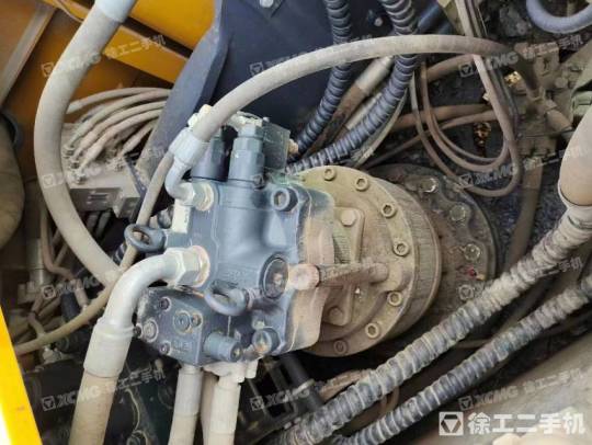 徐工XE215D履带式挖掘机