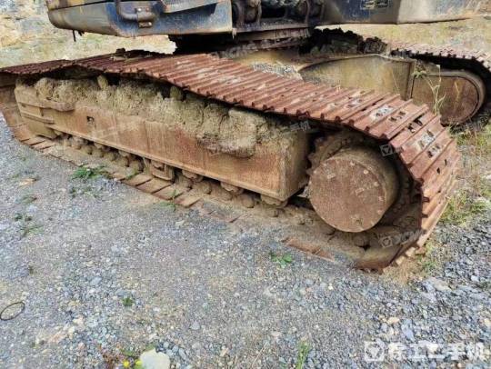 徐工XE215D履带式挖掘机