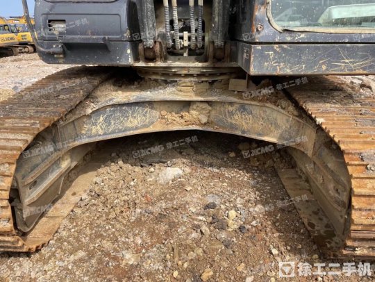 徐工XE215D履帶式挖掘機