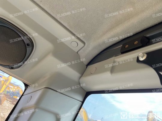 徐工XE215D履帶式挖掘機