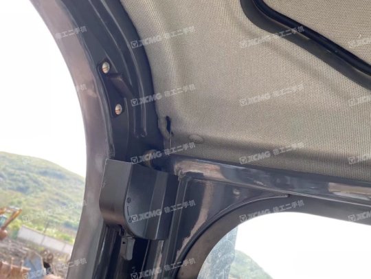 徐工XE215D履帶式挖掘機