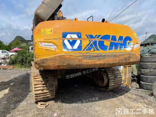 徐工XE370D履带式挖掘机