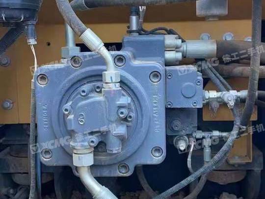 徐工XE215D履带式挖掘机