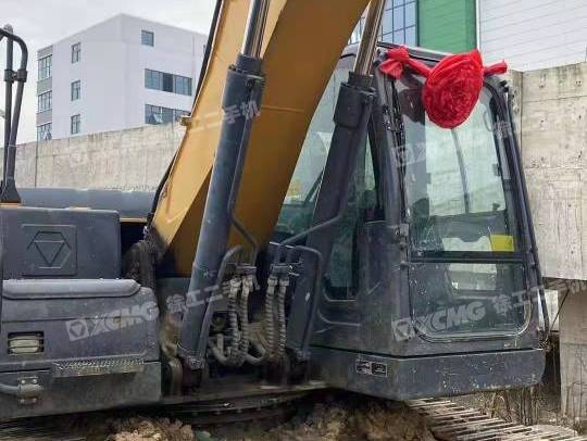 徐工XE215D履带式挖掘机