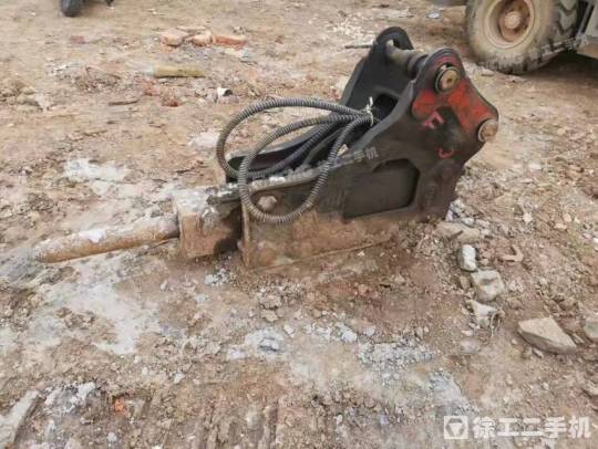 斗山DX75履带式挖掘机