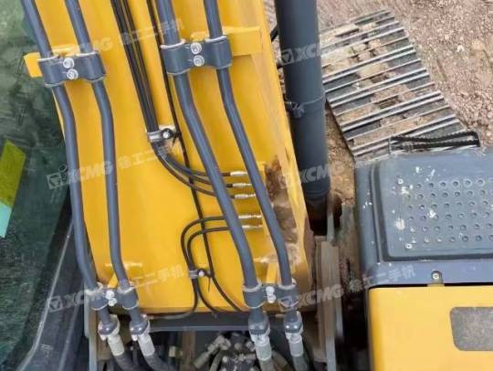 徐工XE200D履带式挖掘机