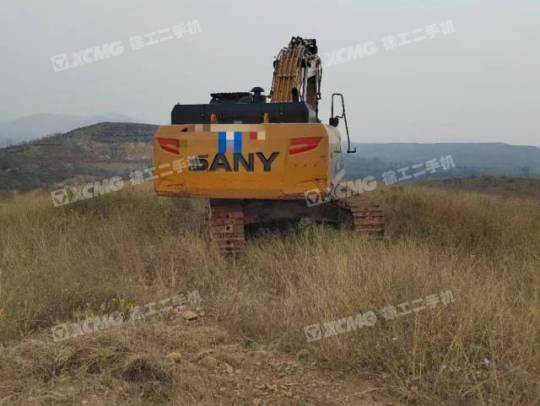三一重工SY485履带式挖掘机