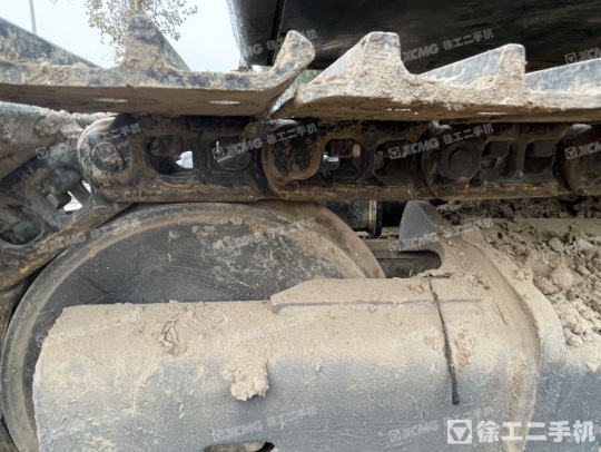 神钢SK75履带式挖掘机