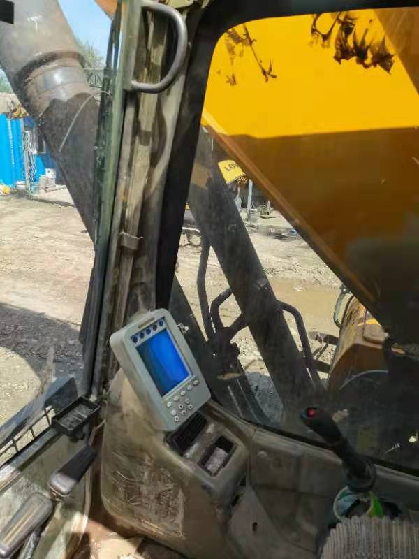 三一重工SY365履帶式挖掘機