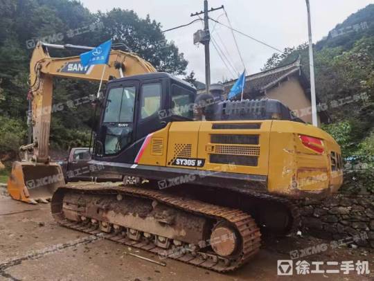 三一重工SY245履带式挖掘机