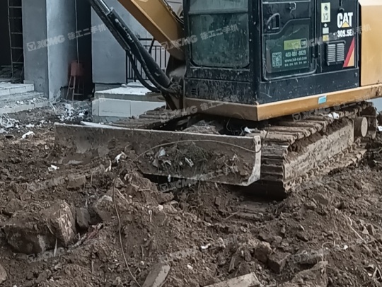 卡特彼勒305.5履带式挖掘机