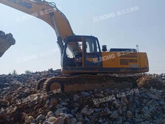 徐工XE370CA履带式挖掘机