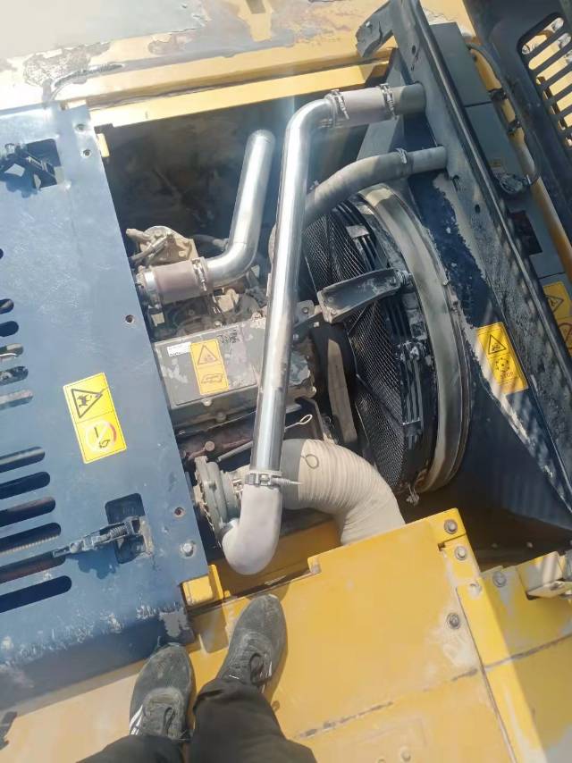 徐工XE370CA履帶式挖掘機