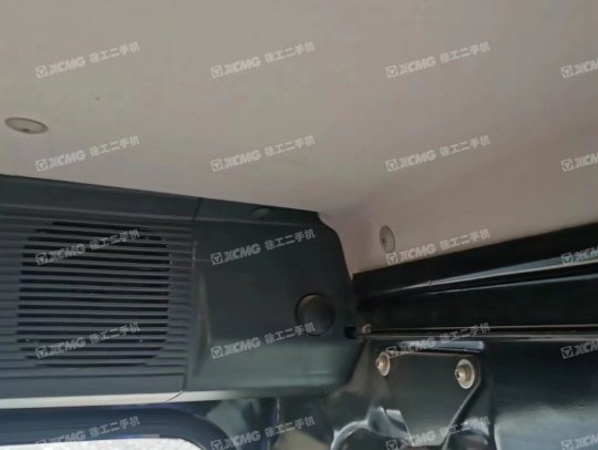 三一重工SY245履带式挖掘机