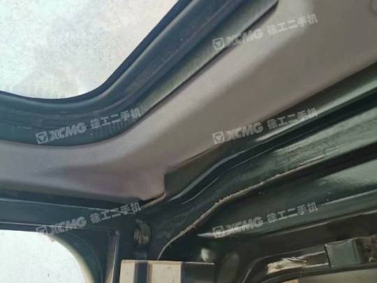 三一重工SY245履带式挖掘机