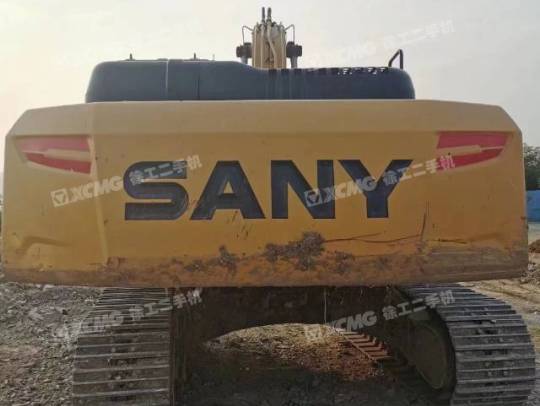 三一重工SY245履带式挖掘机