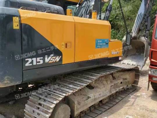 现代R215履带式挖掘机