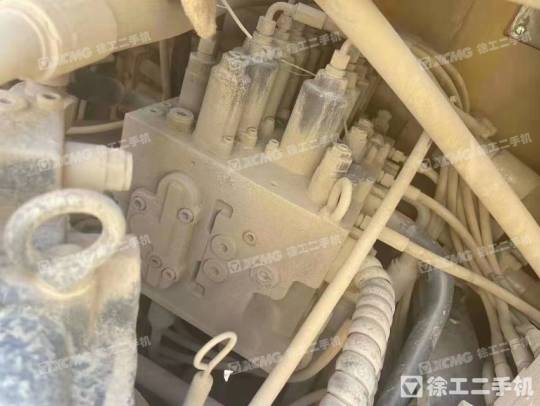 徐工XE200D履帶式挖掘機