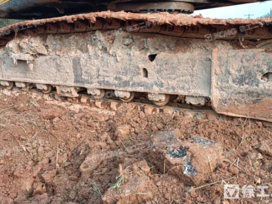 三一重工SY215履带式挖掘机