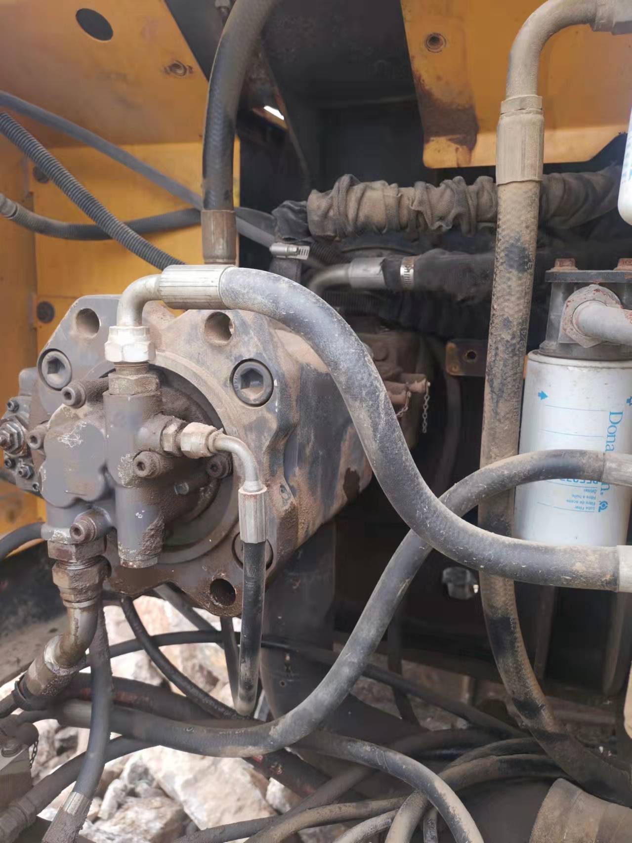 沃爾沃EC210履帶式挖掘機