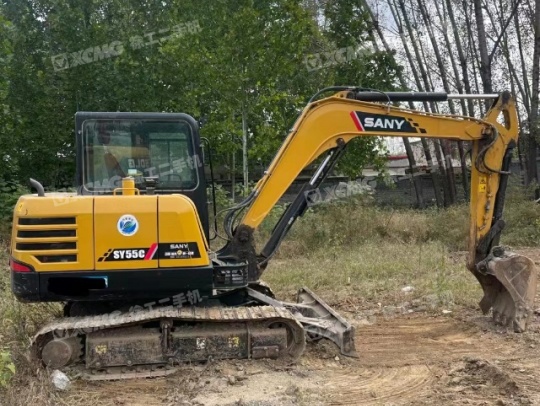 三一重工SY55履带式挖掘机
