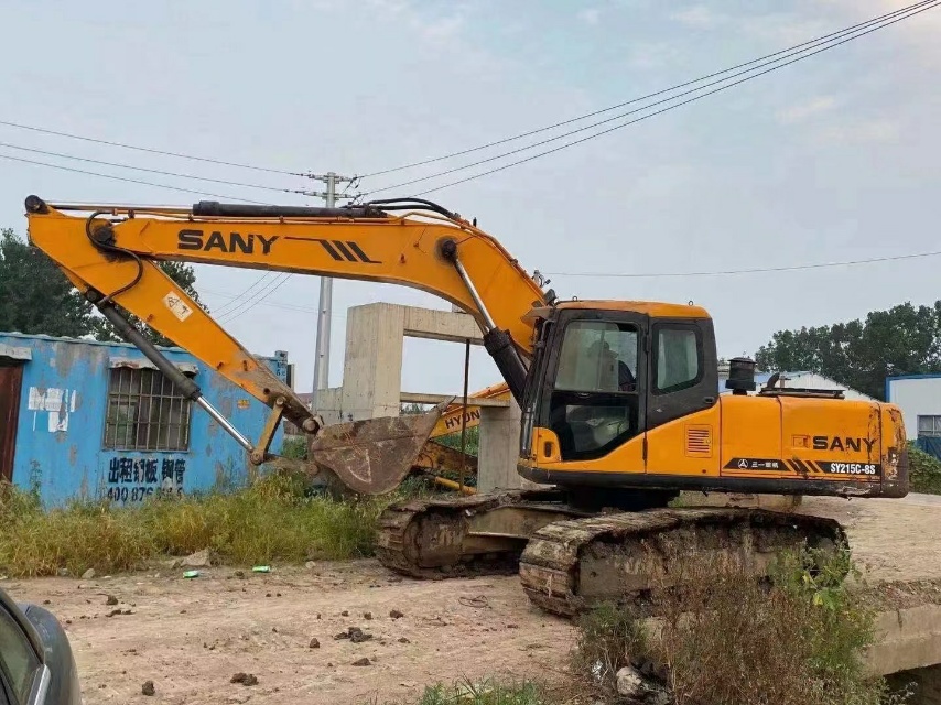三一重工SY215履帶式挖掘機