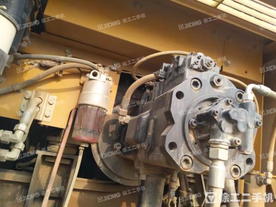 三一重工SY375履带式挖掘机