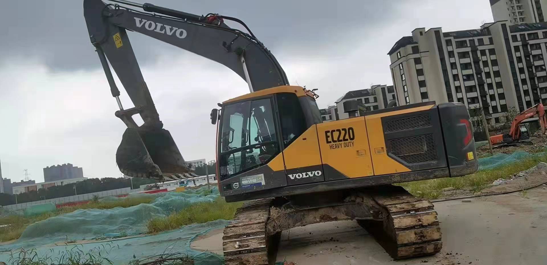 沃爾沃EC210履帶式挖掘機(jī)