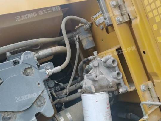 三一重工SY215履帶式挖掘機(jī)