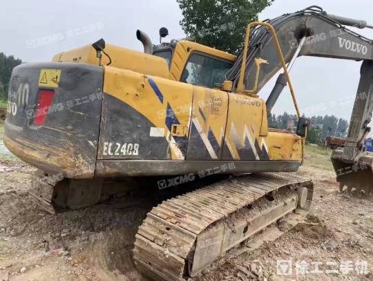 沃尔沃EC210履带式挖掘机