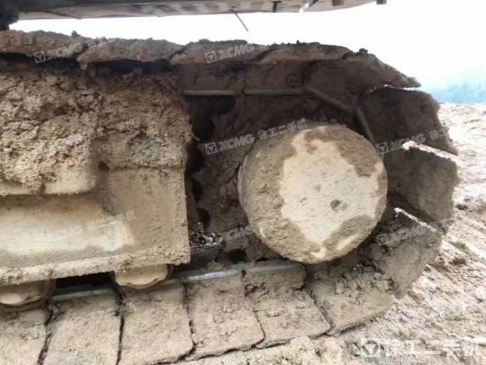 徐工XE215D履带式挖掘机