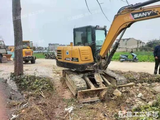 三一重工SY60履带式挖掘机