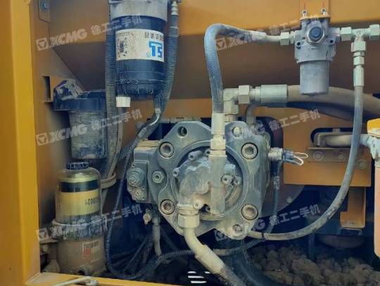 徐工XE200D履带式挖掘机