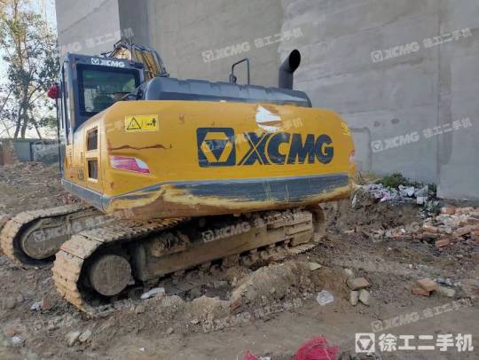 徐工XE200D履带式挖掘机