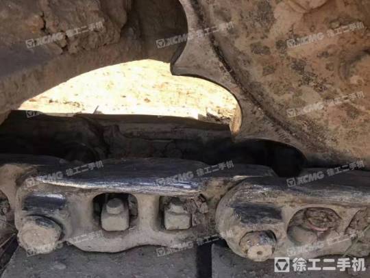 三一重工SY135履带式挖掘机