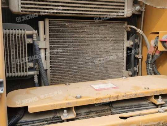 徐工XE200D履带式挖掘机