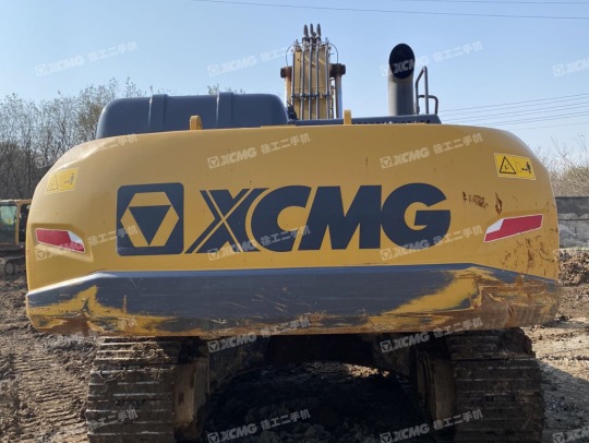 徐工XE370D履带式挖掘机