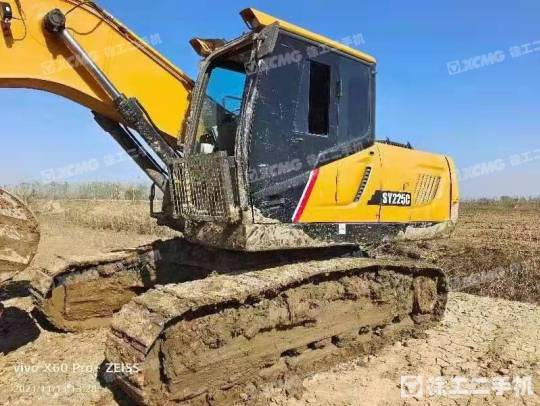 三一重工SY215履帶式挖掘機