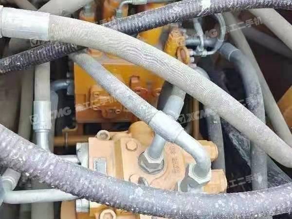 三一重工SY215履帶式挖掘機