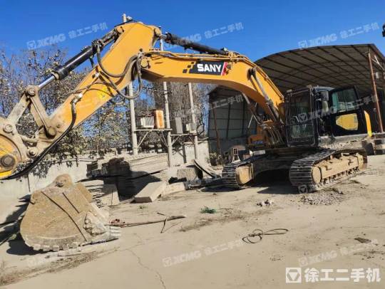 三一重工SY365履带式挖掘机