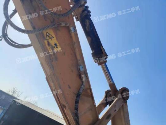 三一重工SY365履带式挖掘机